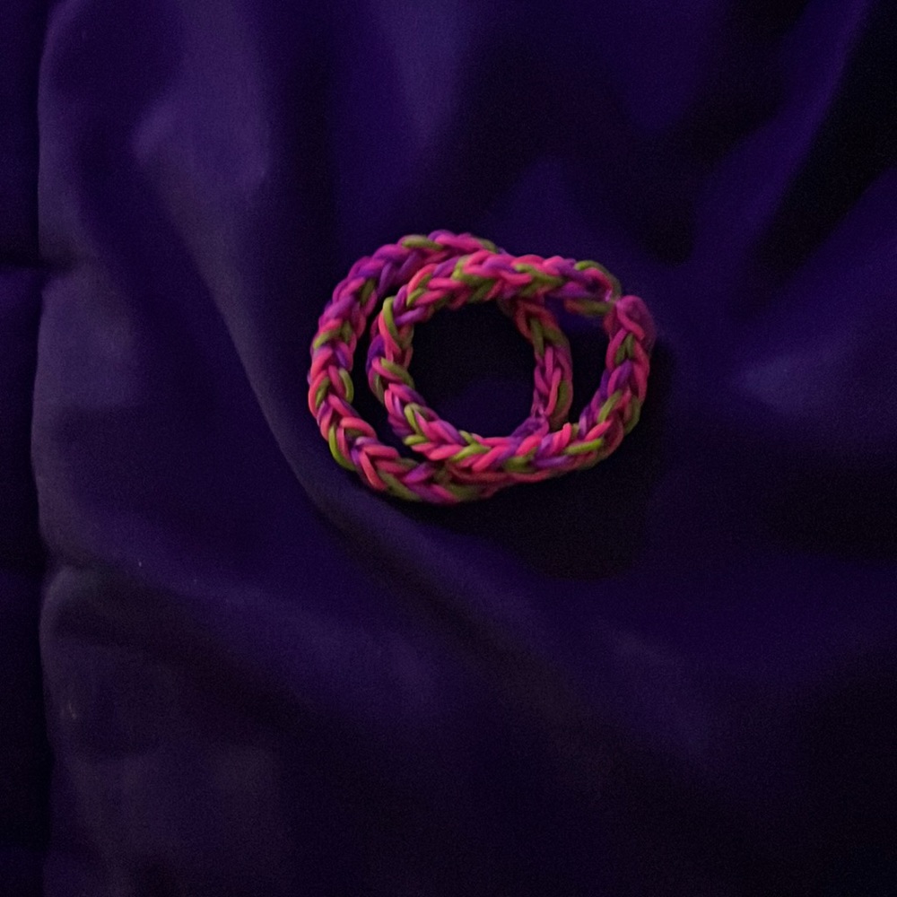 ~•Rubber Band Bracelets•~